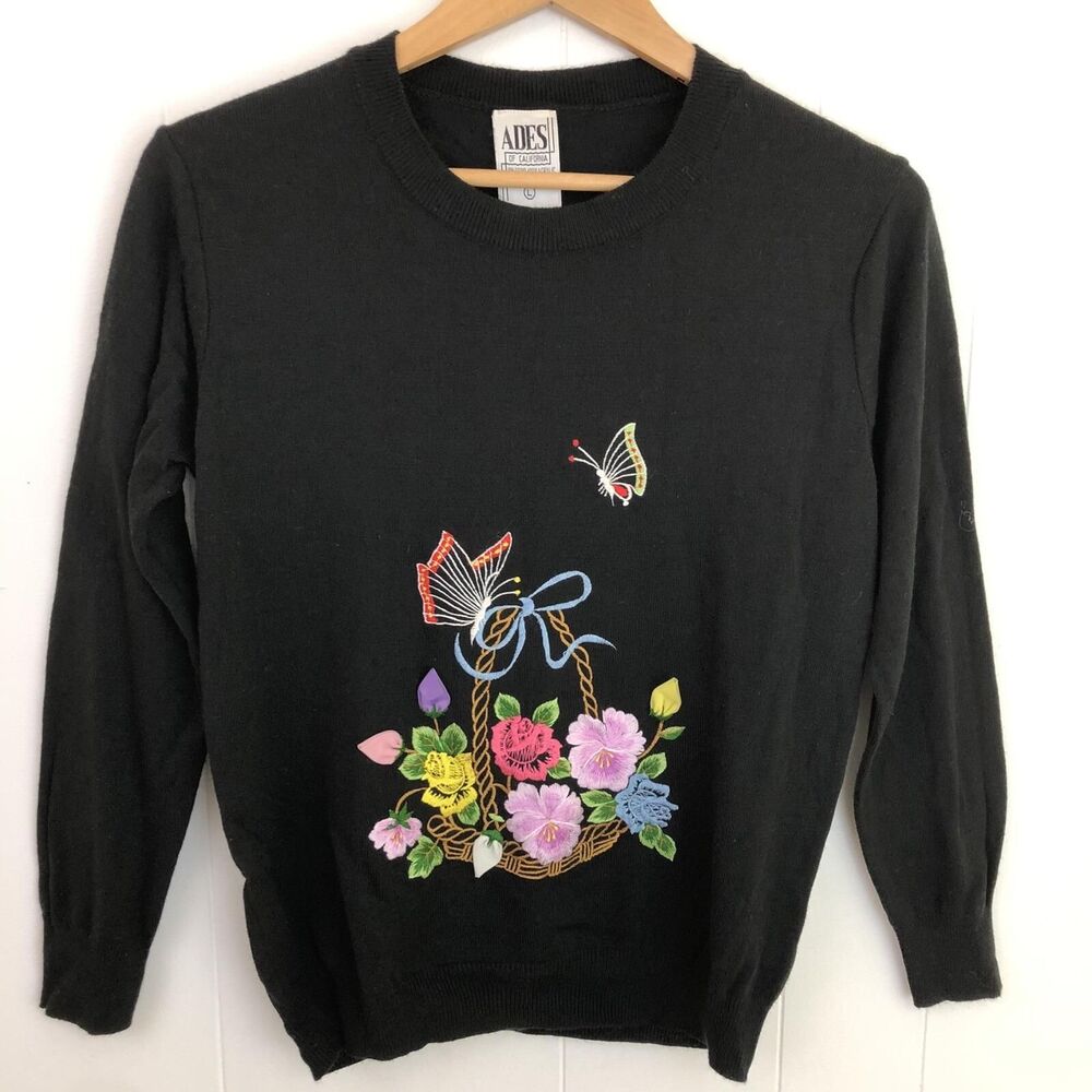 Vintage 70s Embroidered Spring Flower Basket Sweater Small by Ades of California